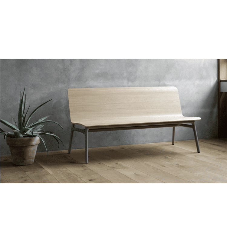 Axyl wooden