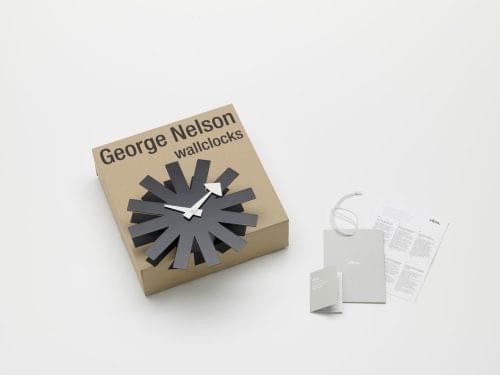 vitra-asterisk-clock-with-box