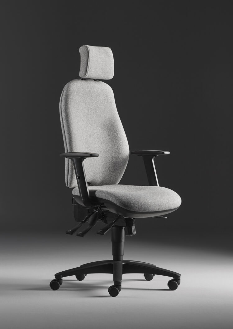 Pledge Mode operators chair