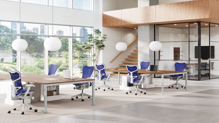 Herman-miller-mirra-2-ultramarine-set