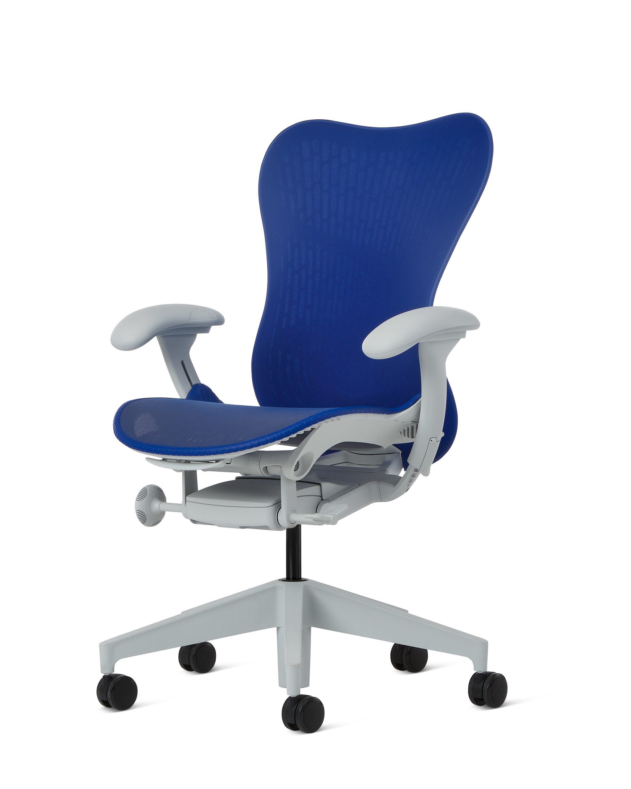 herman-miller-mirra-2-ultramarine